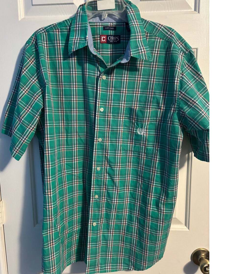 Chaps Shirt Mens XL Green Blue White Plaid Easy Care Short Sleeve Button Up